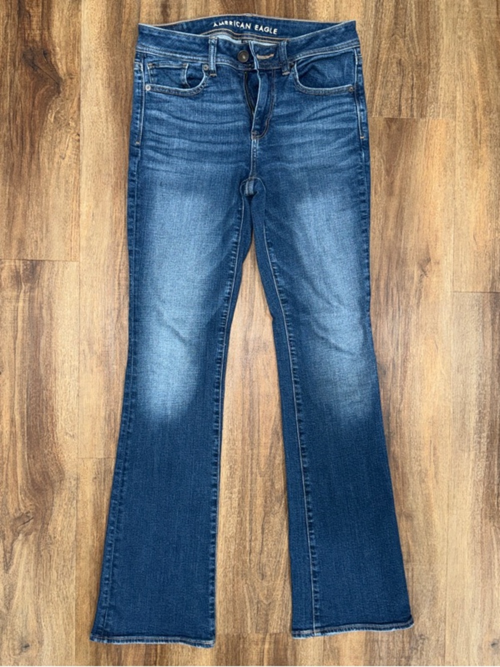 American Eagle Kick Bootcut Jeans | Medium Wash | Flare Leg | Size 6
